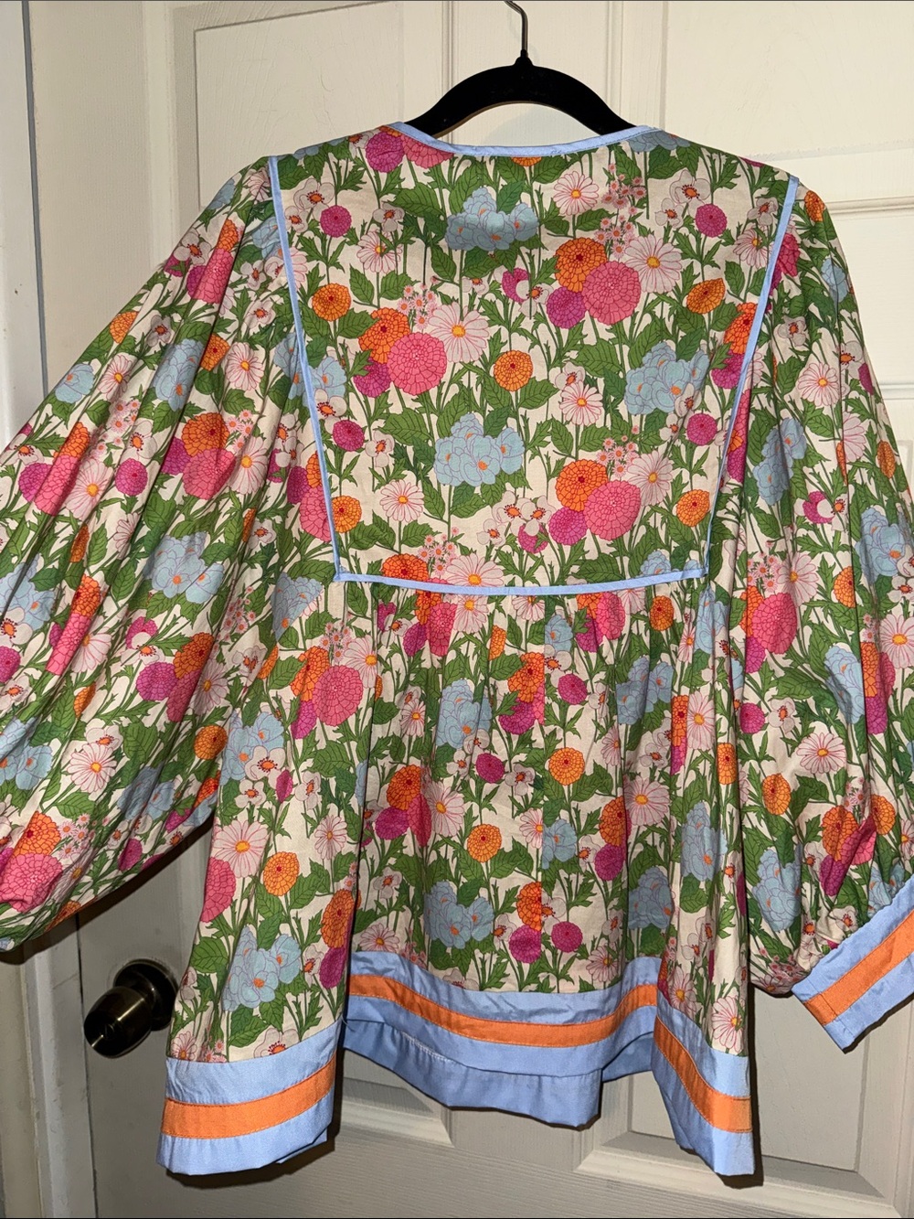 entro Multicolor Floral Peasant Tunic with Blue Trim - Picture 6 of 8